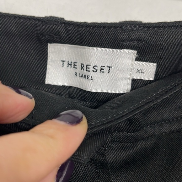 The Reset R Label Slouchy Trouser Pleated Lyocell Black Women's Size XLarge - Picture 4 of 7